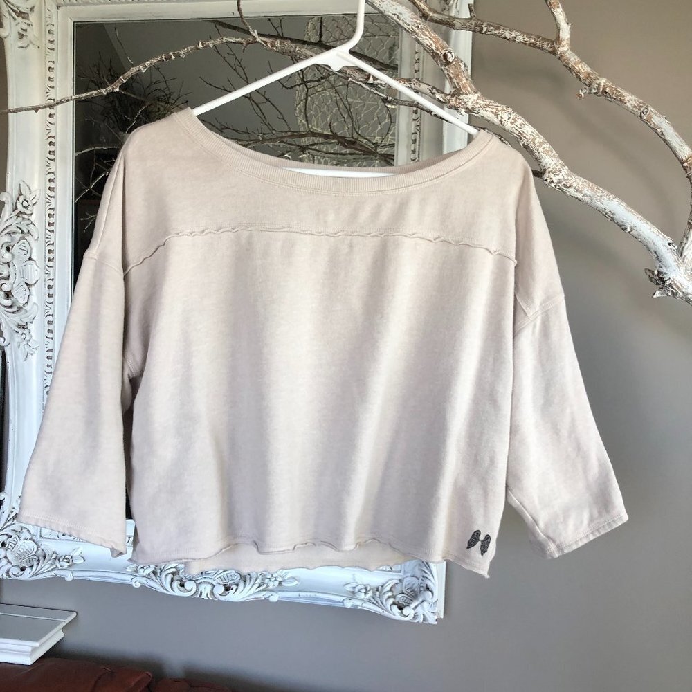 VICTORIA'S SECRET CROP SWEATSHIRT 3/4 SLEEVES TAN SIZE S/P